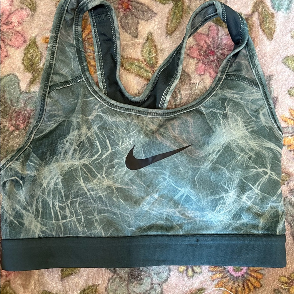 Nike Women's Abstract Green Sports Bra